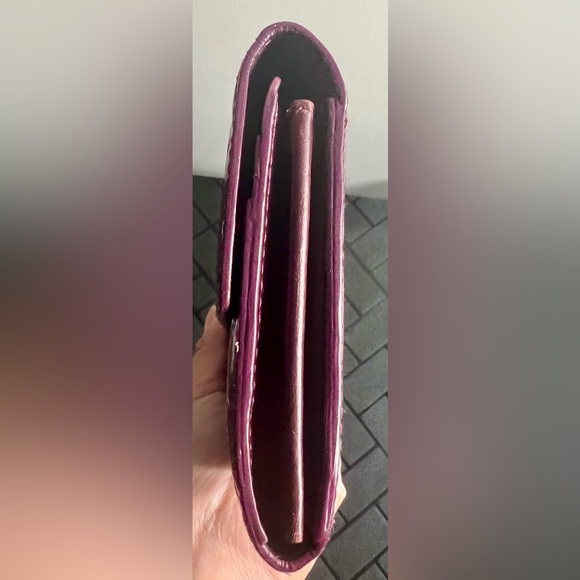 Louis Vuitton Vernis Long Wallet - Picture 3 of 11